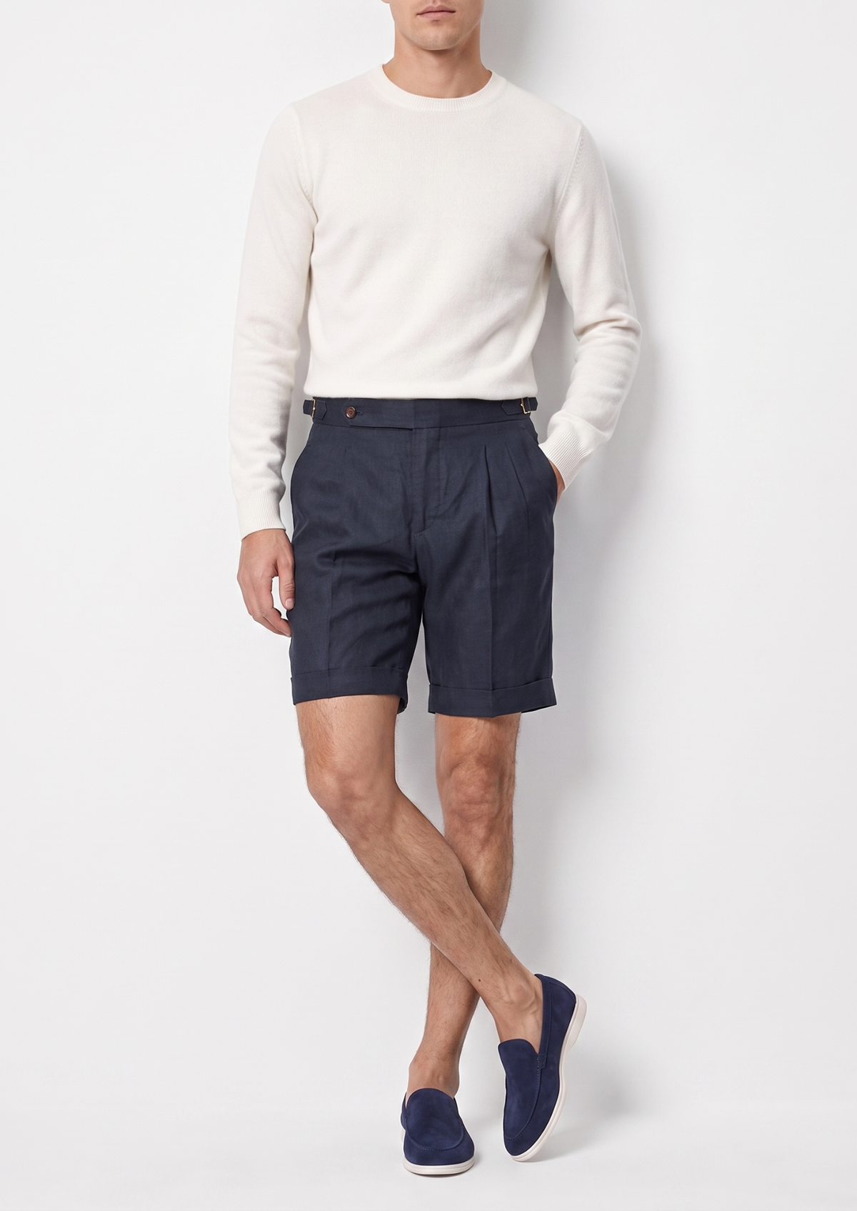 Navy Blue Pleated Linen Seaside Shorts | Arventti