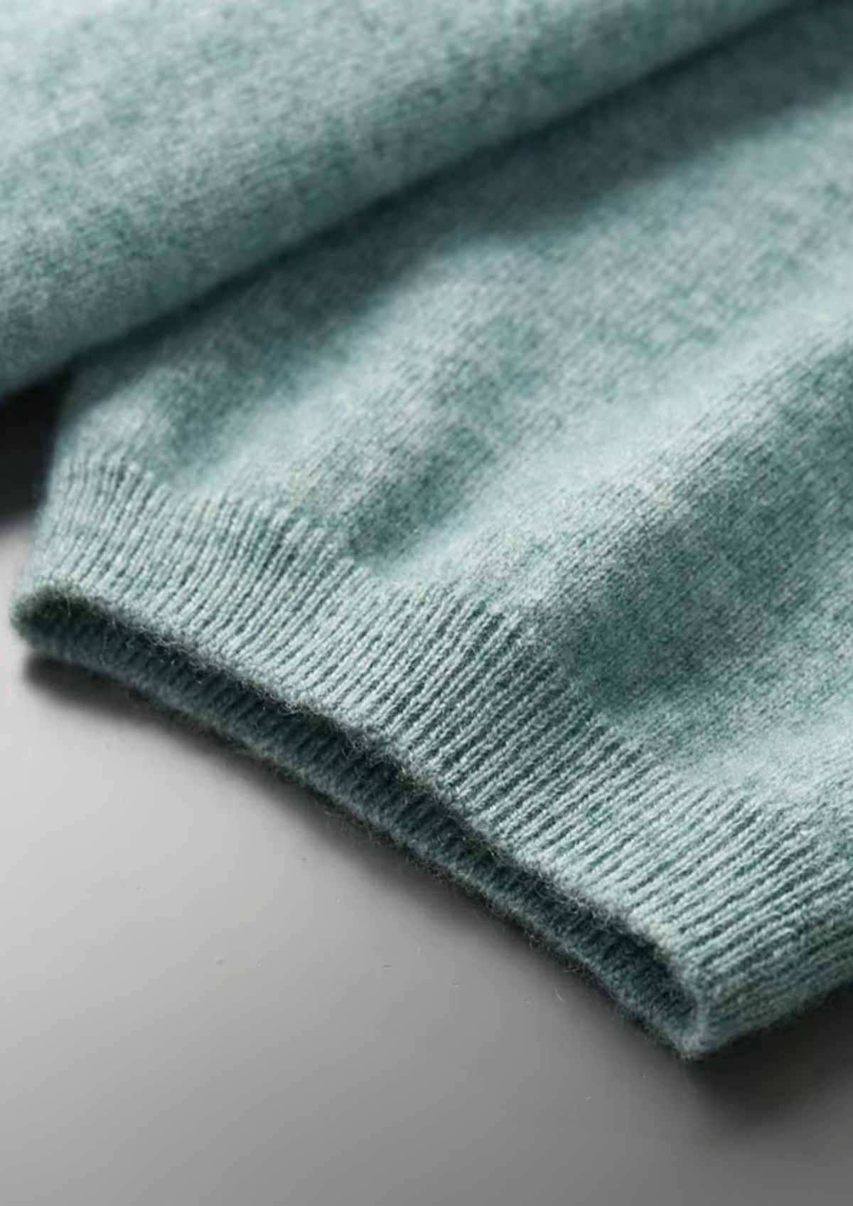 Premium Cashmere Classic Crewneck T-Shirt - Verdant Slate | Arventti