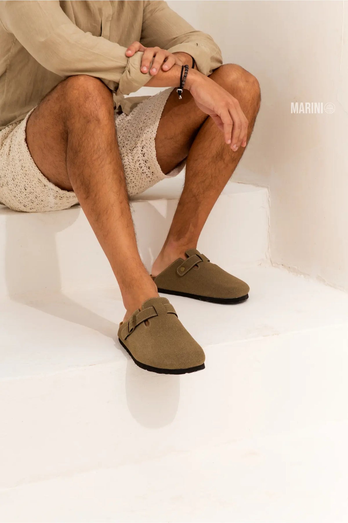 Arventti Suede Boston Clogs - Moss Green