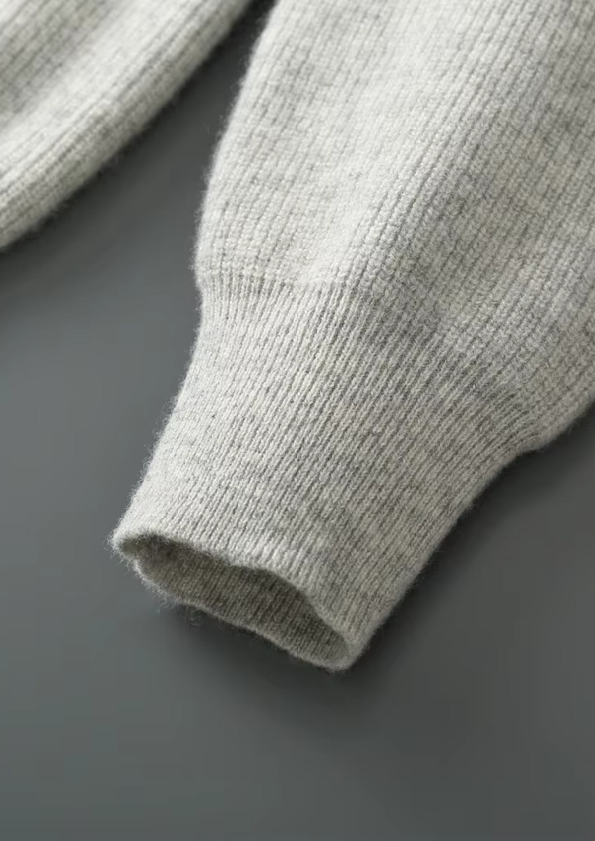Pure Extra-Fine Merino Wool Ribbed Zip Hoodie | Arventti