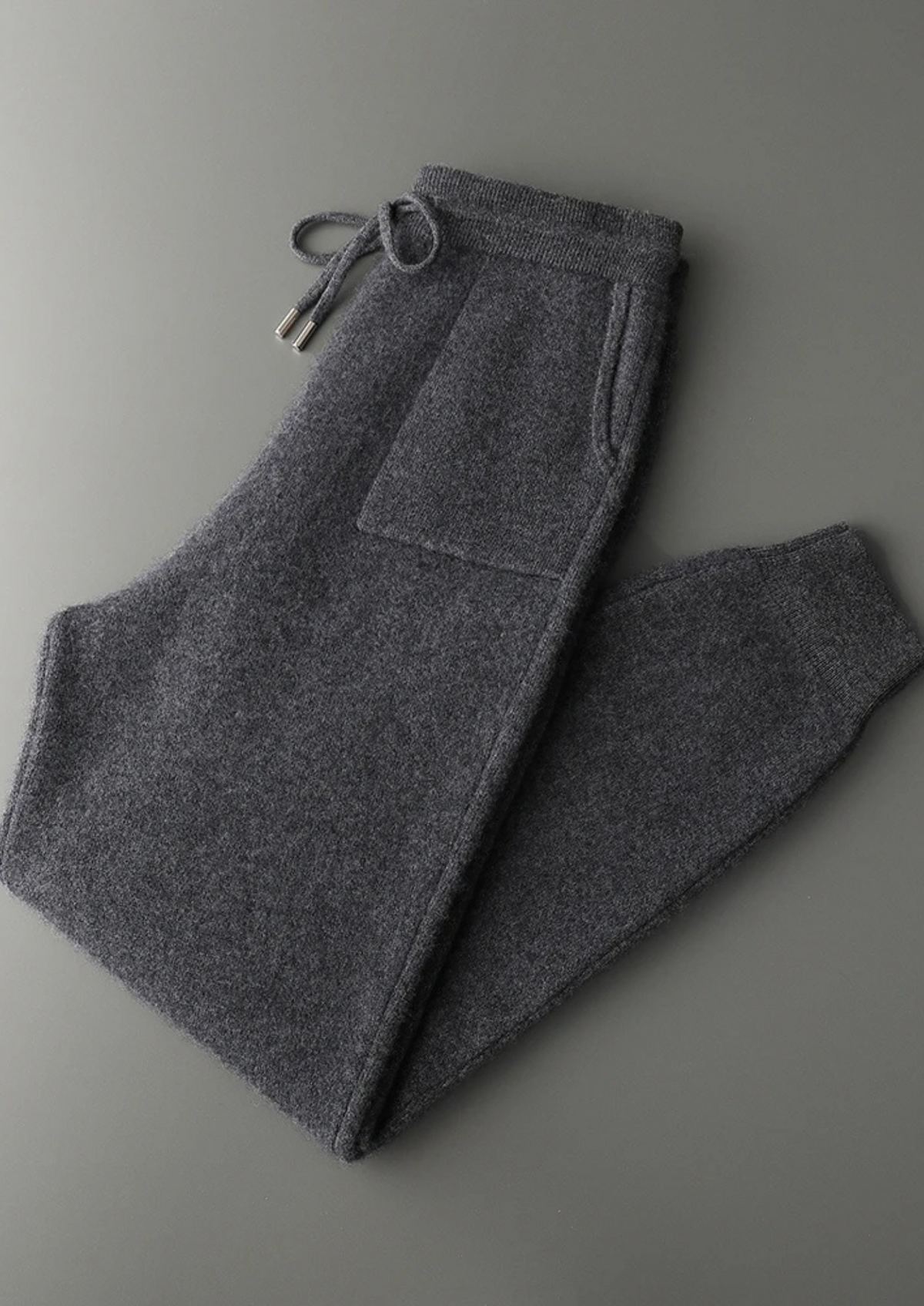 Premium Cashmere Dark Gray Alain Leisure Set | Arventti