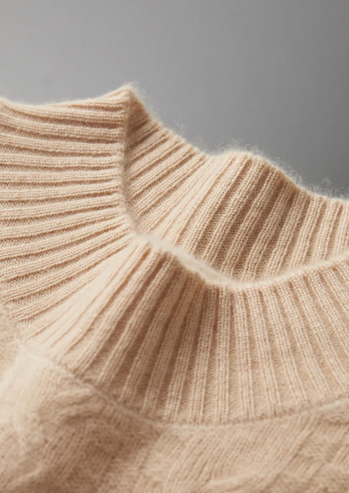 Pure Extra-Fine Merino Wool Jacquard Mockneck | Arventti