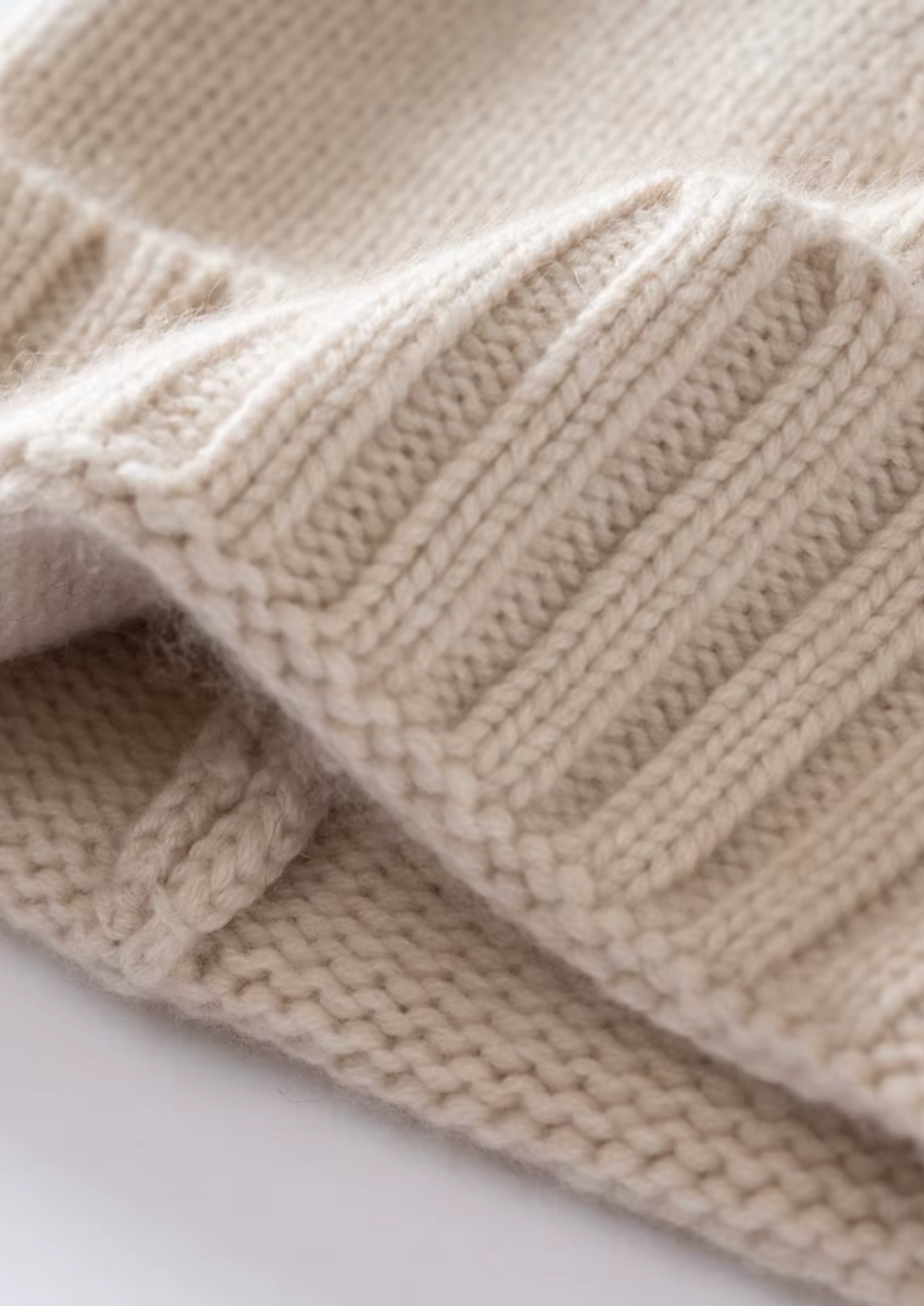 Sand Cashmere Wintertime Beanie | Arventti