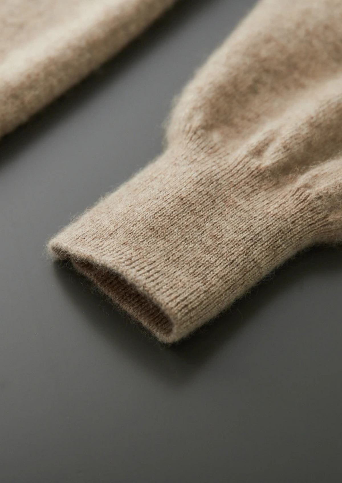 Pure Extra-Fine Merino Wool Raglan Mockneck | Arventti