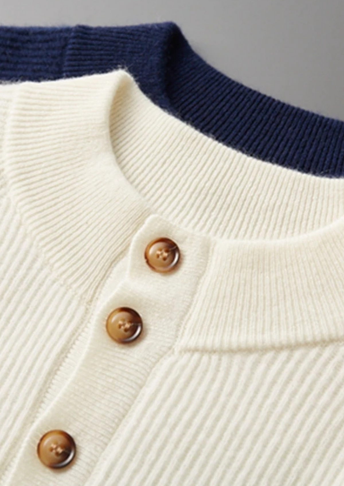 Premium Cashmere Classic Ribbed Henley Sweater | Arventti