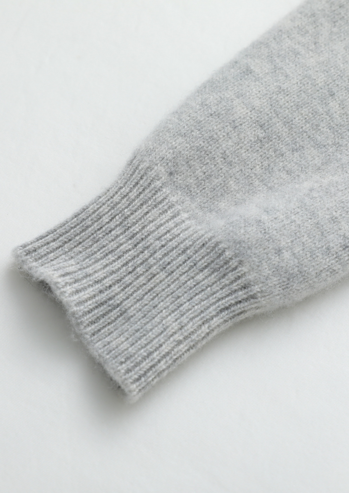 Pure Extra-Fine Merino Wool Light Gray Luzzo Set | Arventti