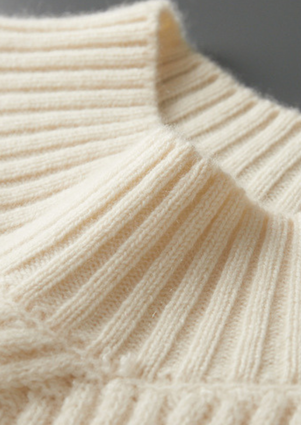 Pure Cashmere Ivory Patterned Mockneck | Arventti