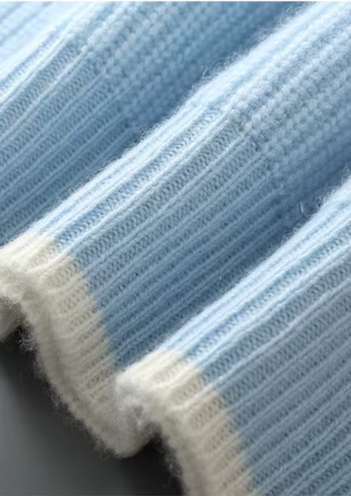 Pure Extra-Fine Merino Wool Two Tone Crewneck | Arventti