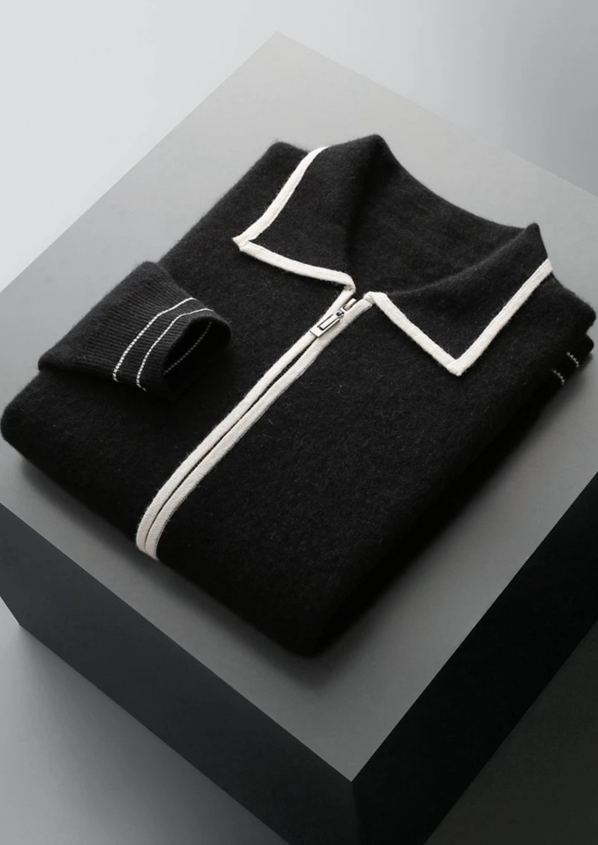 Pure Extra-Fine Merino Wool Two-Tone Polo Cardigan | Arventti