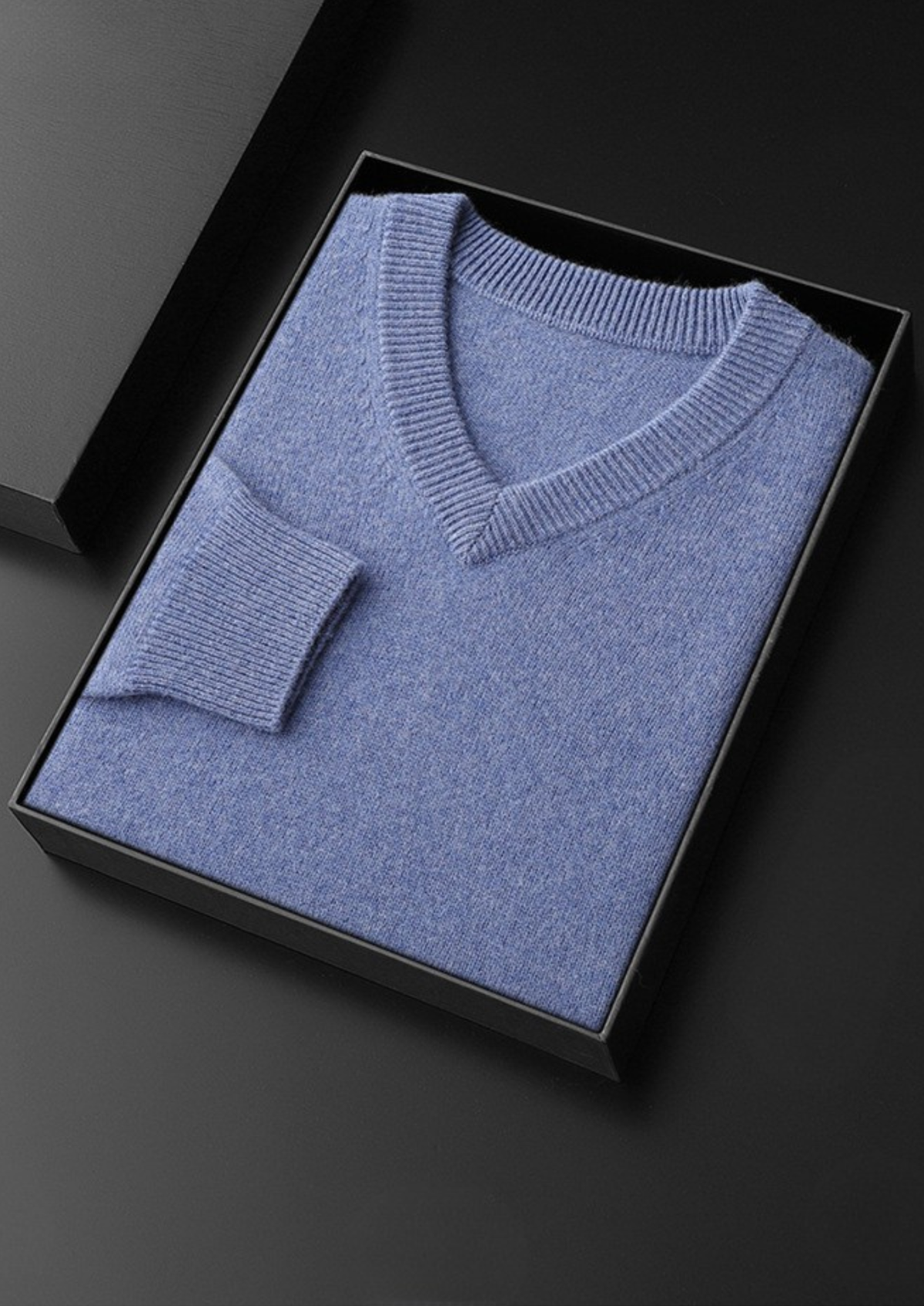 Pure Cashmere Essential V-Neck Sweater | Arventti