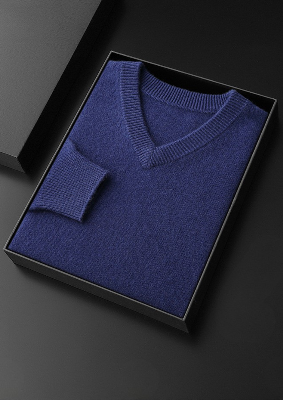 Pure Cashmere Essential V-Neck Sweater | Arventti