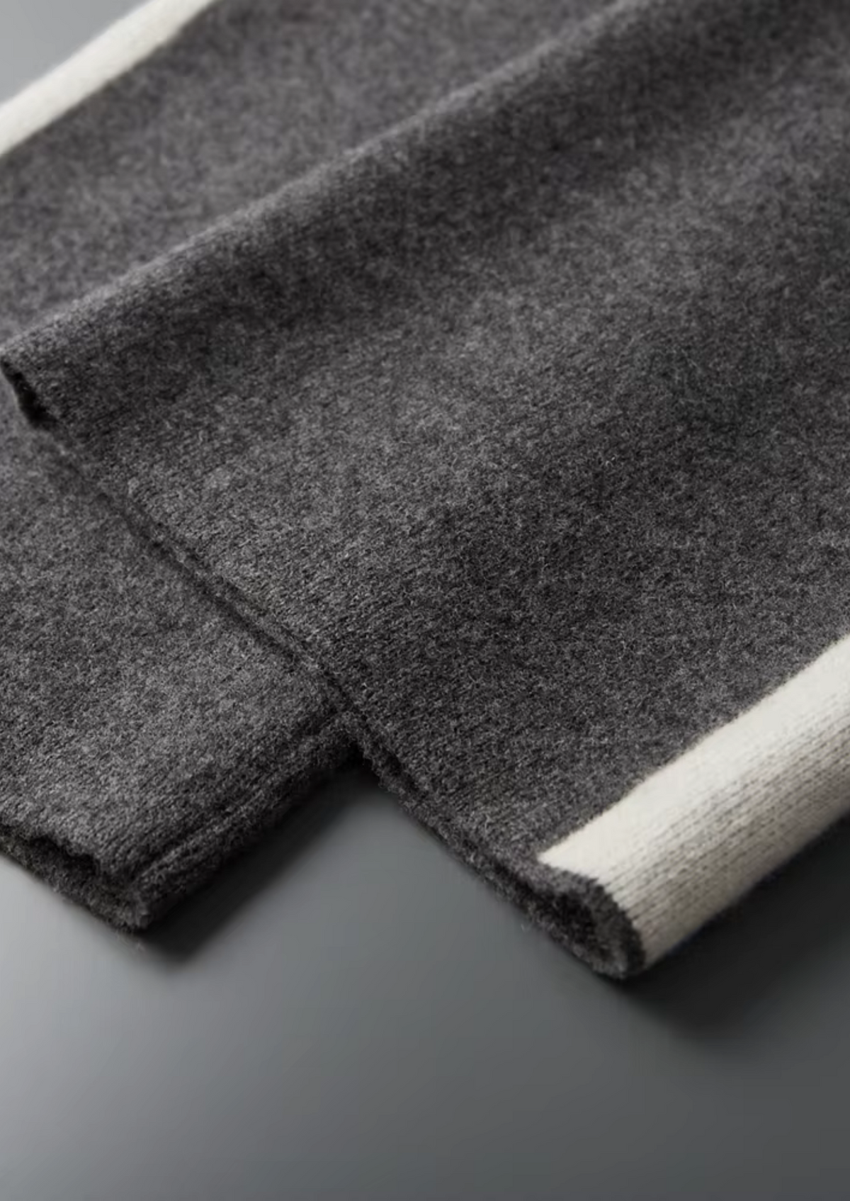 Pure Extra-Fine Merino Wool Wide Leisure Trousers | Arventti
