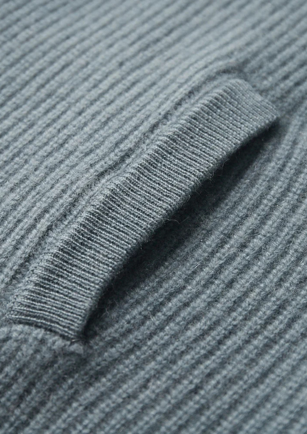 Premium Cashmere Ribbed Cardigan | Arventti