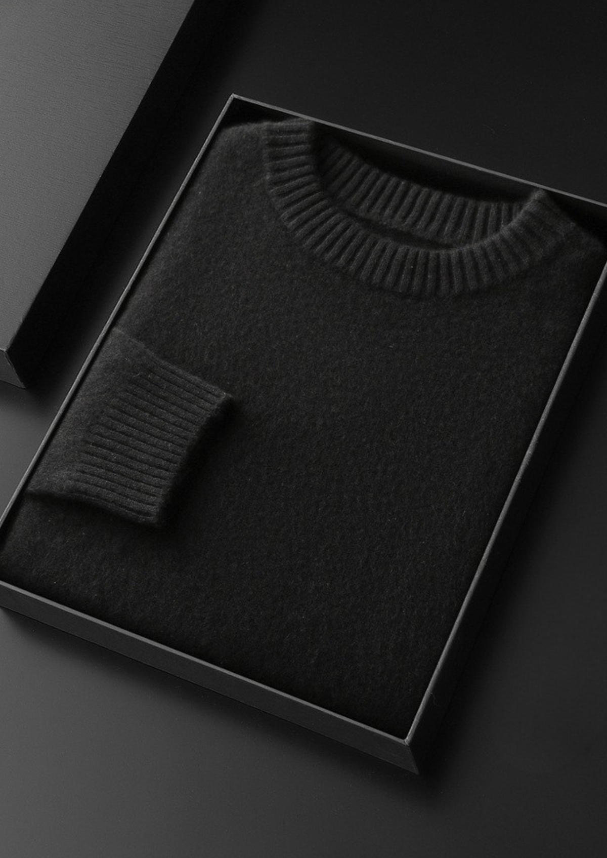 Pure Cashmere Black Essential Crewneck | Arventti