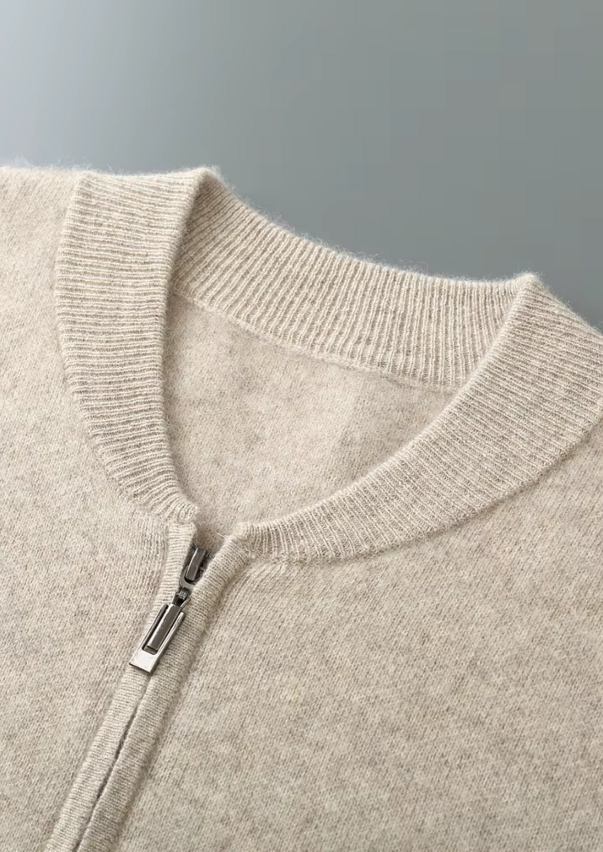 Pure Extra-Fine Merino Wool V-Neck Cardigan | Arventti