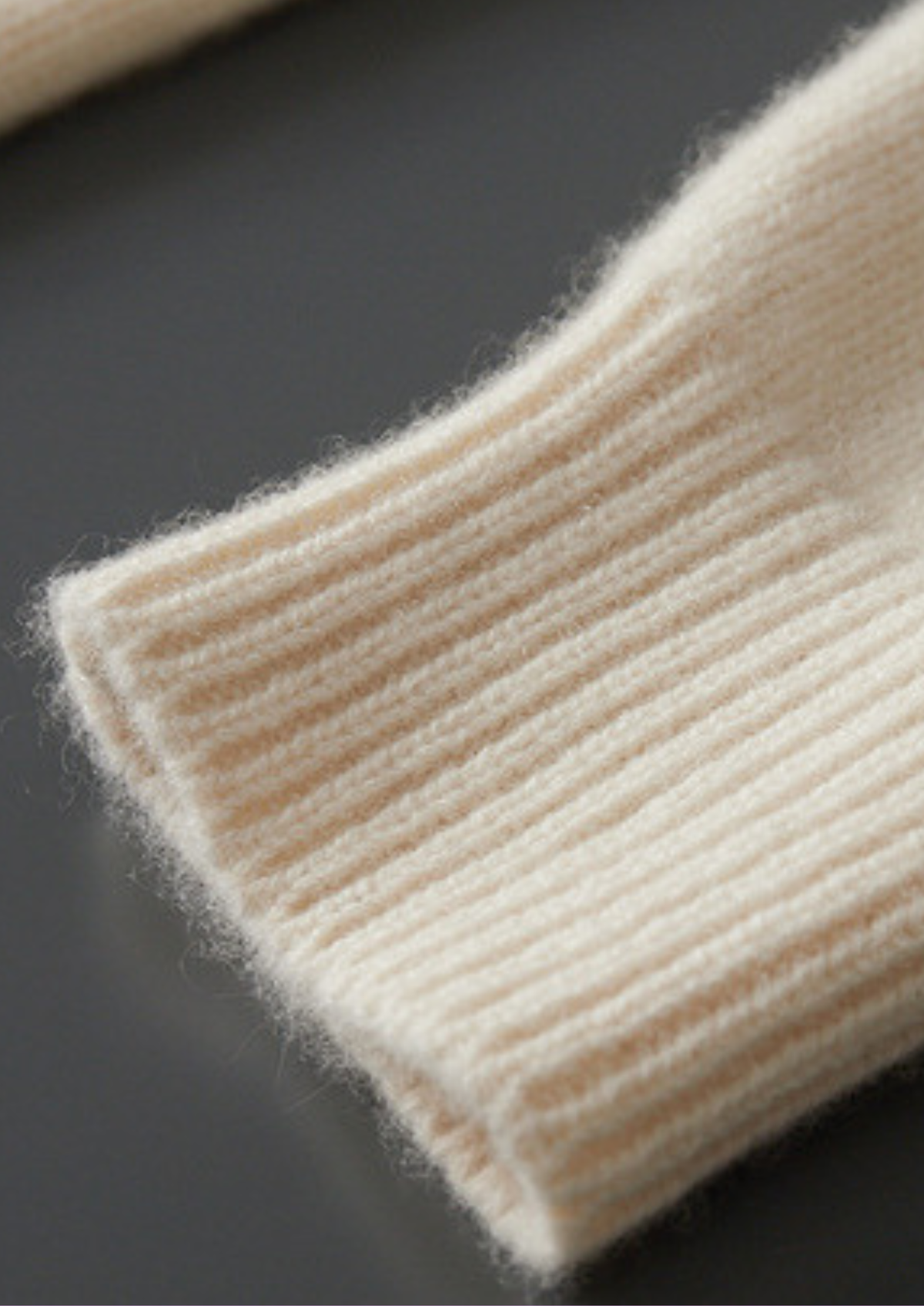 Pure Cashmere Ivory Essential Rollneck | Arventti