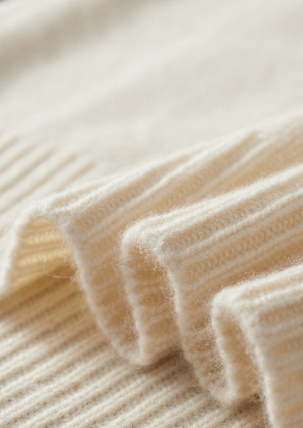 Pure Cashmere Ivory Essential Rollneck | Arventti