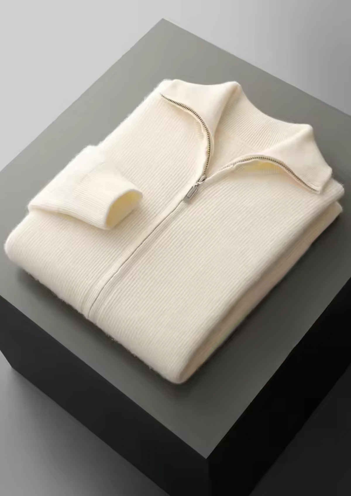 Pure Extra-Fine Merino Wool Ribbed Zipper Cardigan | Arventti