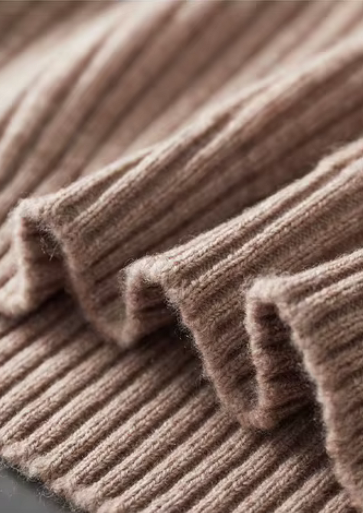 Pure Extra-Fine Merino Wool Ribbed Henley Sweater | Arventti