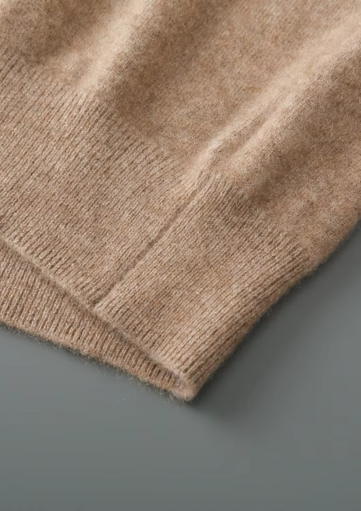 Pure Extra-Fine Merino Wool V-Neck Vest | Arventti