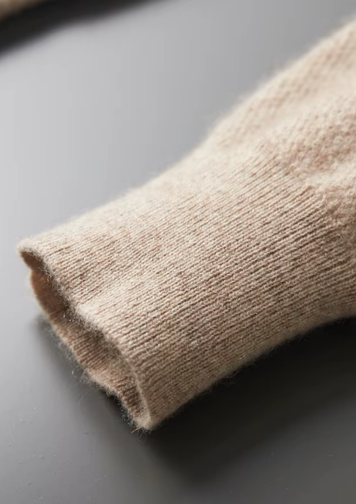 Premium Cashmere Classic Henley Sweater | Arventti