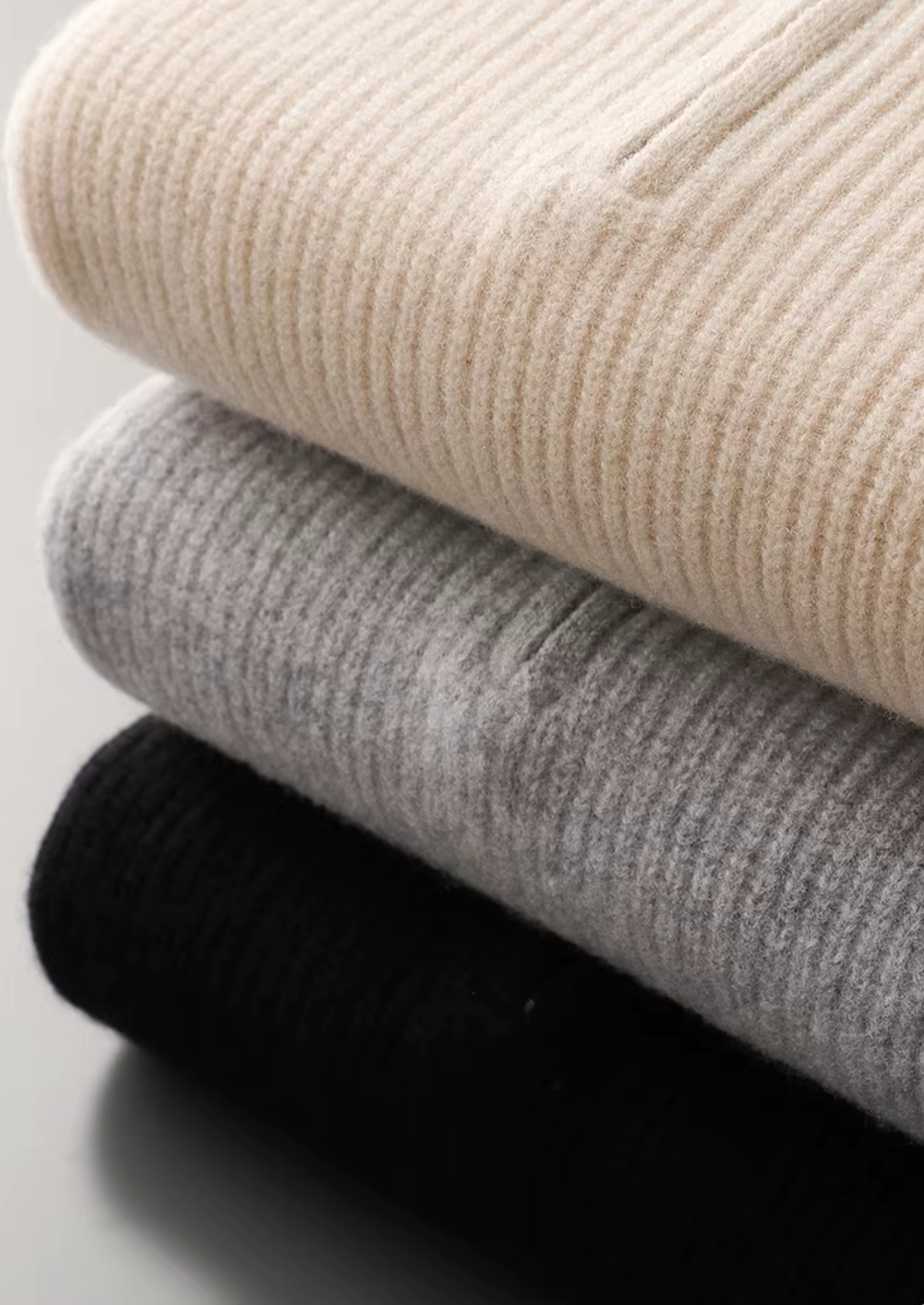 Pure Extra-Fine Merino Wool Half Zipper Hoodie | Arventti
