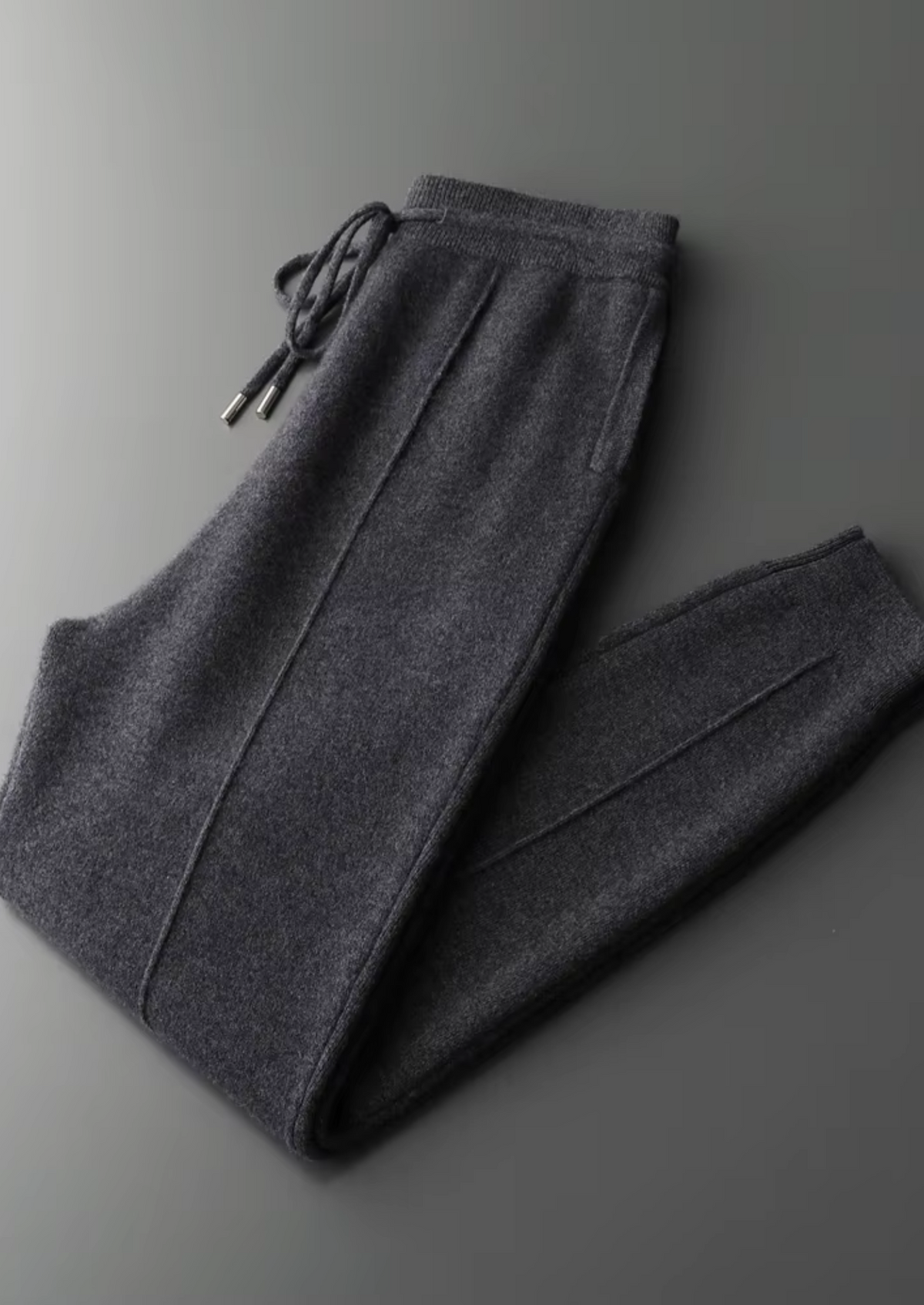 Pure Extra-Fine Merino Wool Dark Gray Luzzo Set | Arventti