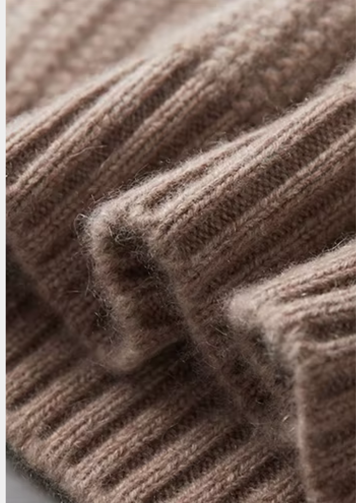 Pure Cashmere Beige Heavyweight Crewneck | Arventti