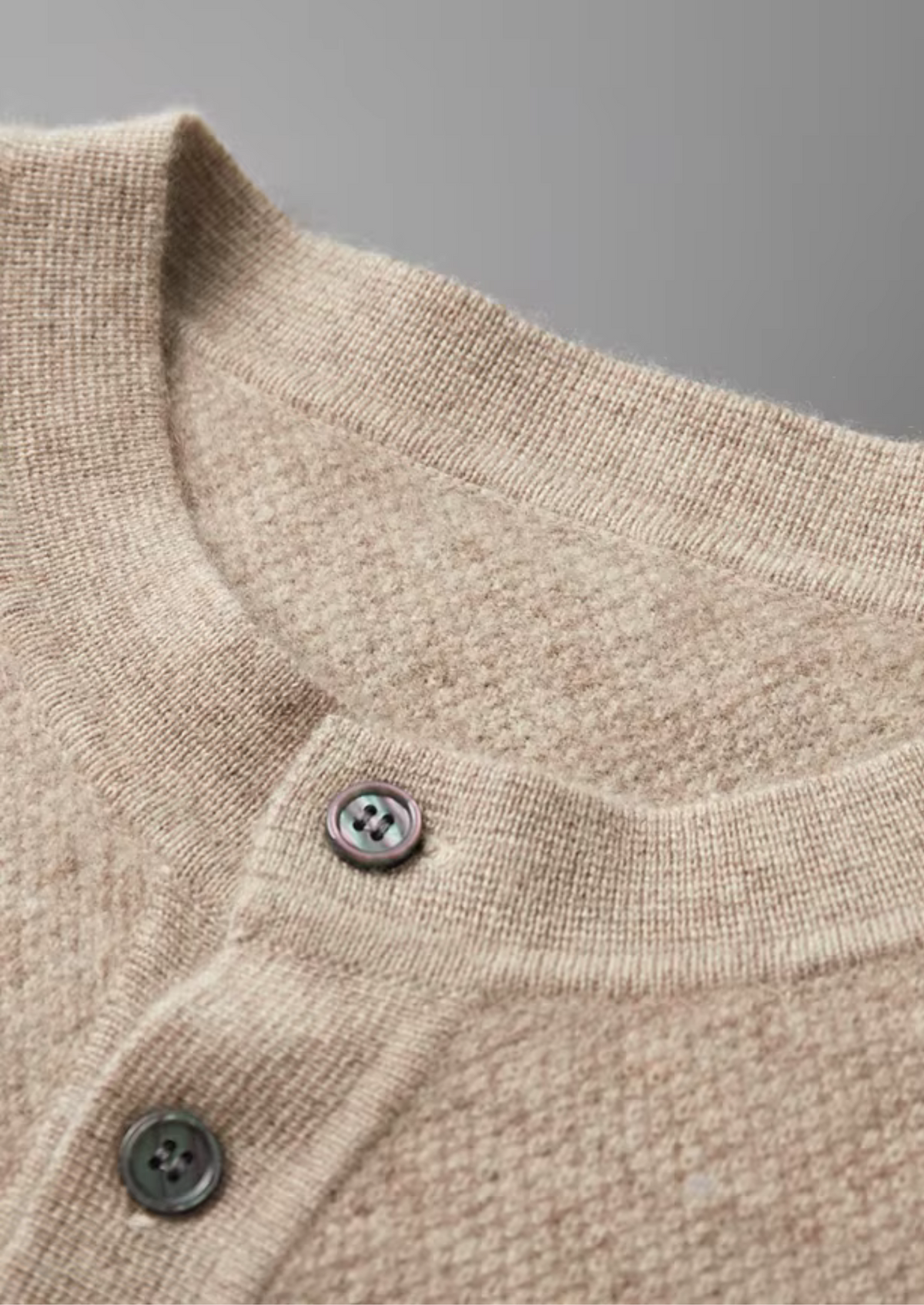 Premium Cashmere Classic Henley Sweater | Arventti