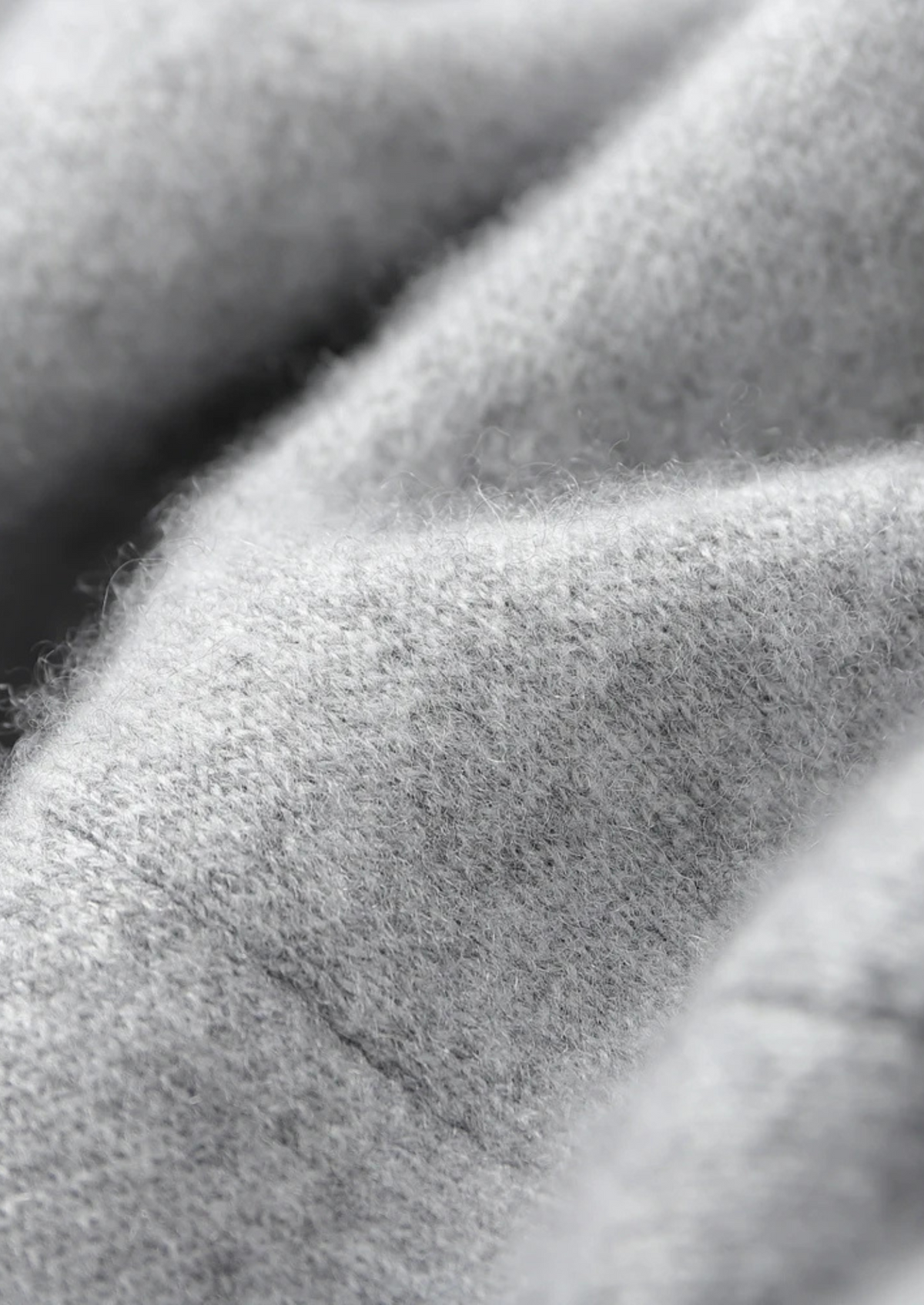 Premium Cashmere Light Gray Alain Leisure Set | Arventti