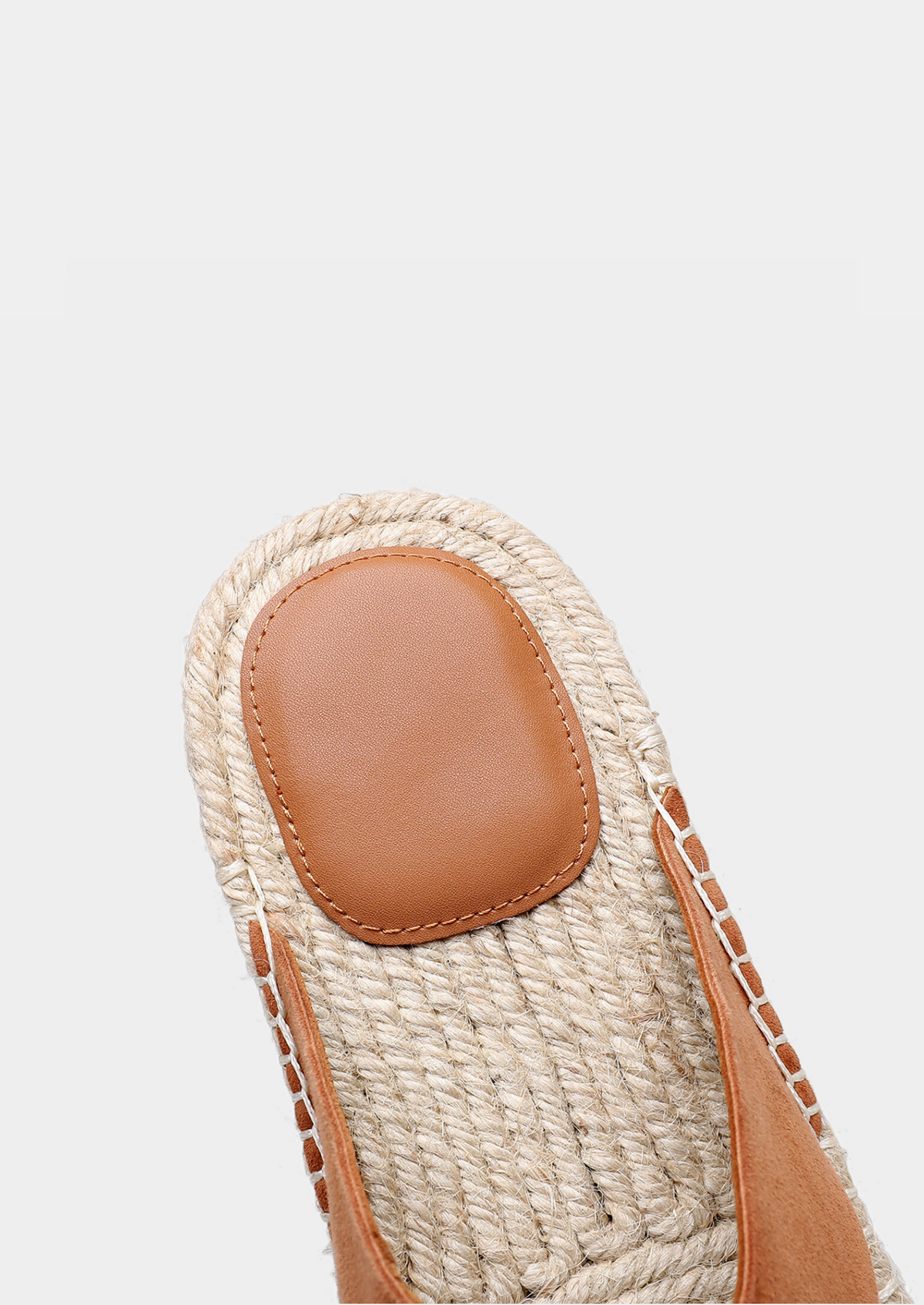 Caramel Resort Sandal | Arventti