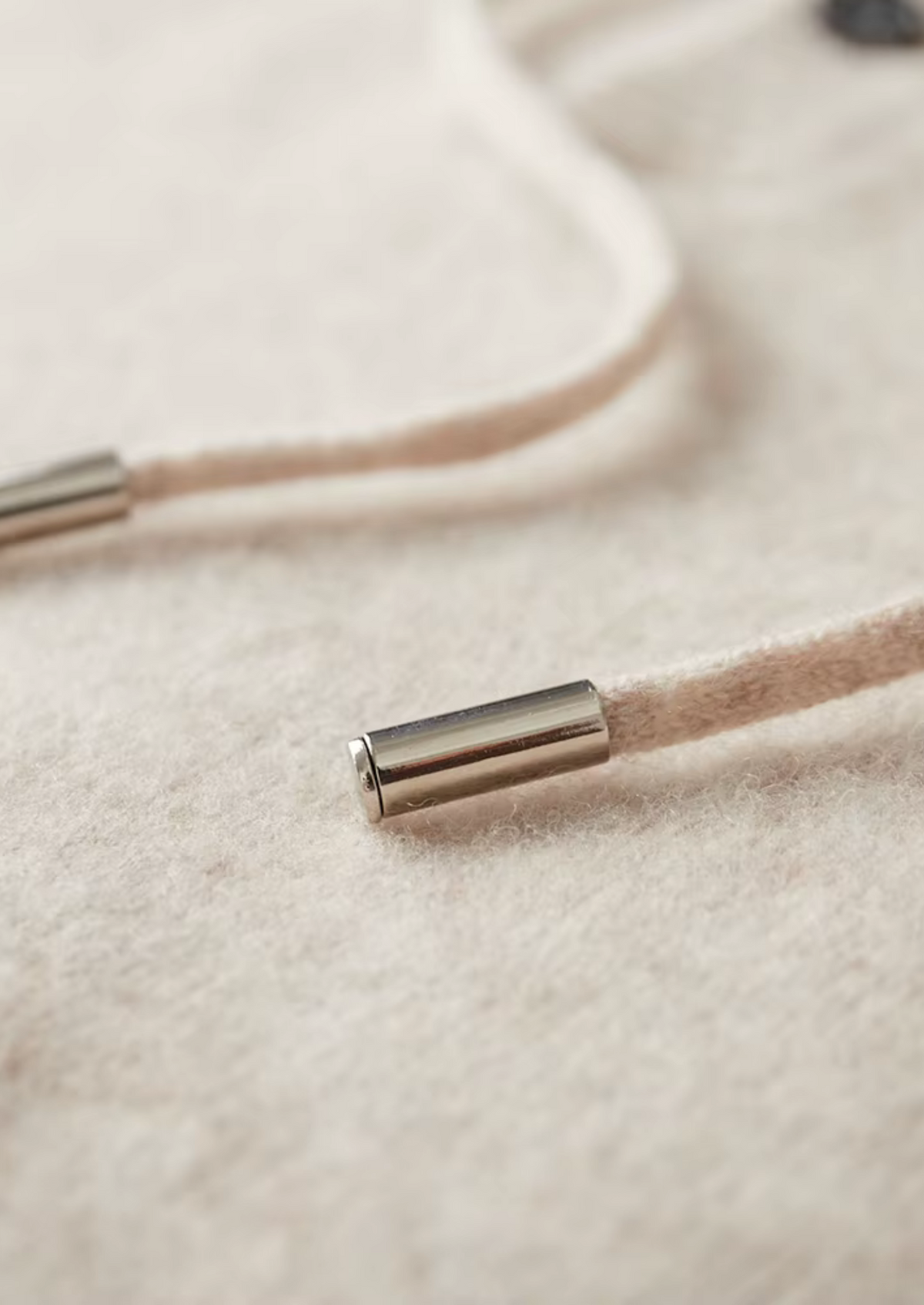 Pure Extra-Fine Merino Wool Button Hoodie | Arventti