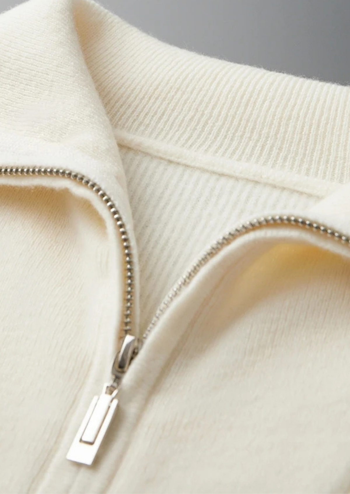 Premium Cashmere Ribbed Half-Zip Sweater | Arventti