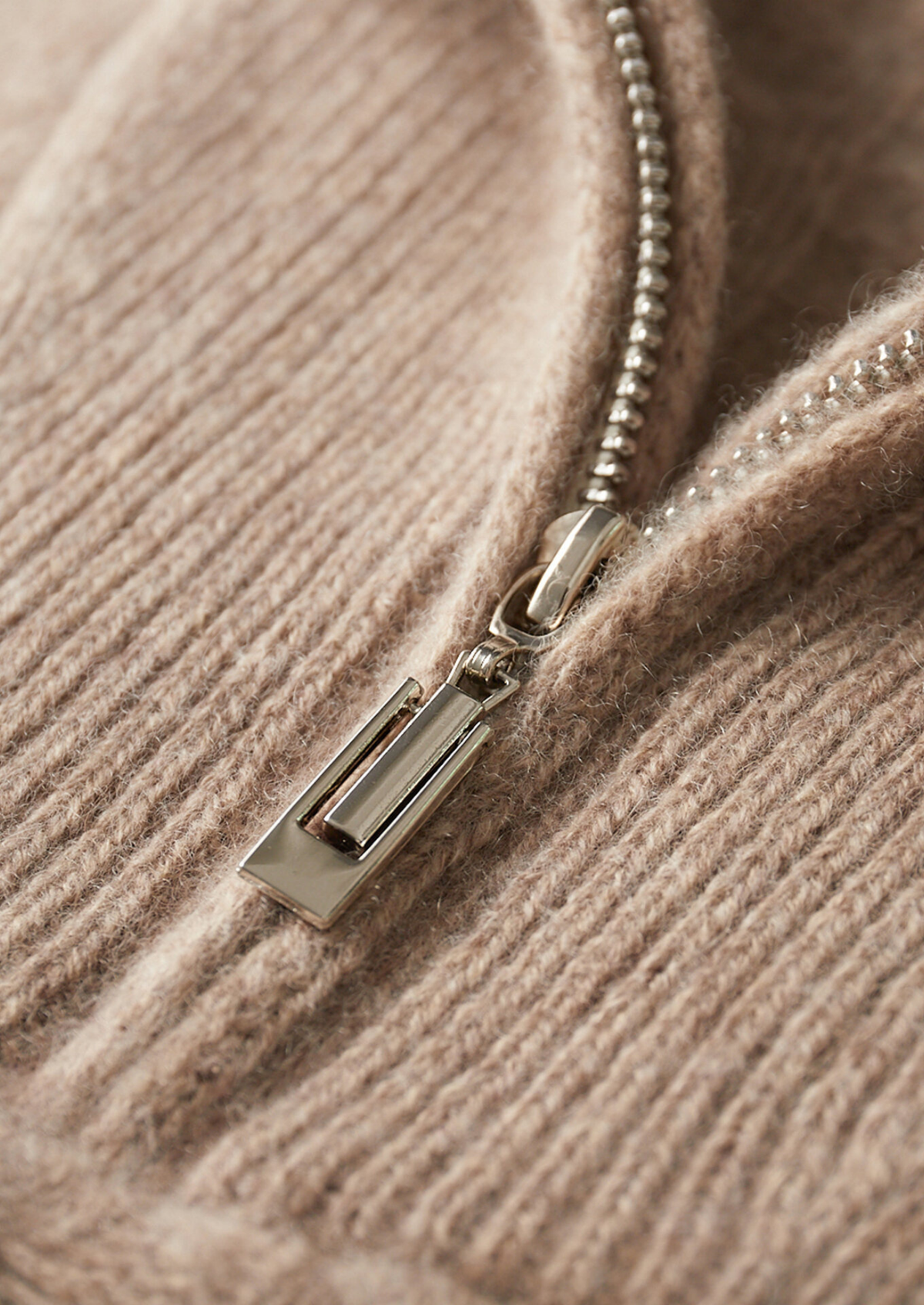 Pure Cashmere Beige Cable Half Zip Sweater | Arventti