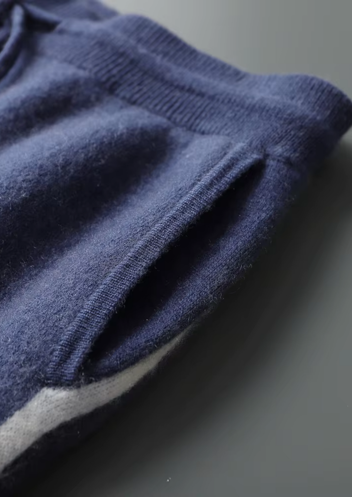 Premium Cashmere Navy Blue Milano Leisure Set | Arventti