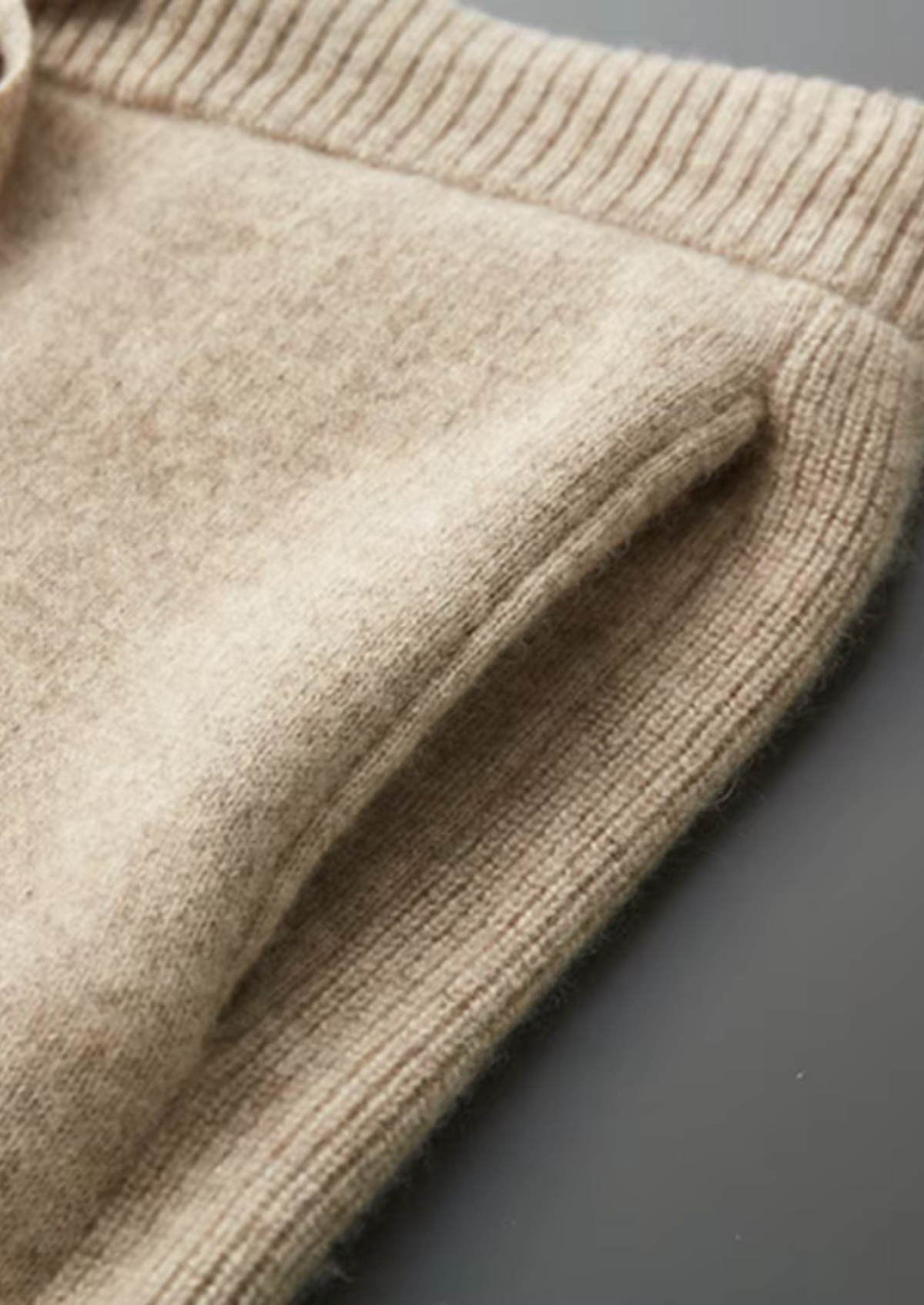 Premium Cashmere Sand Kilian Leisure Set | Arventti