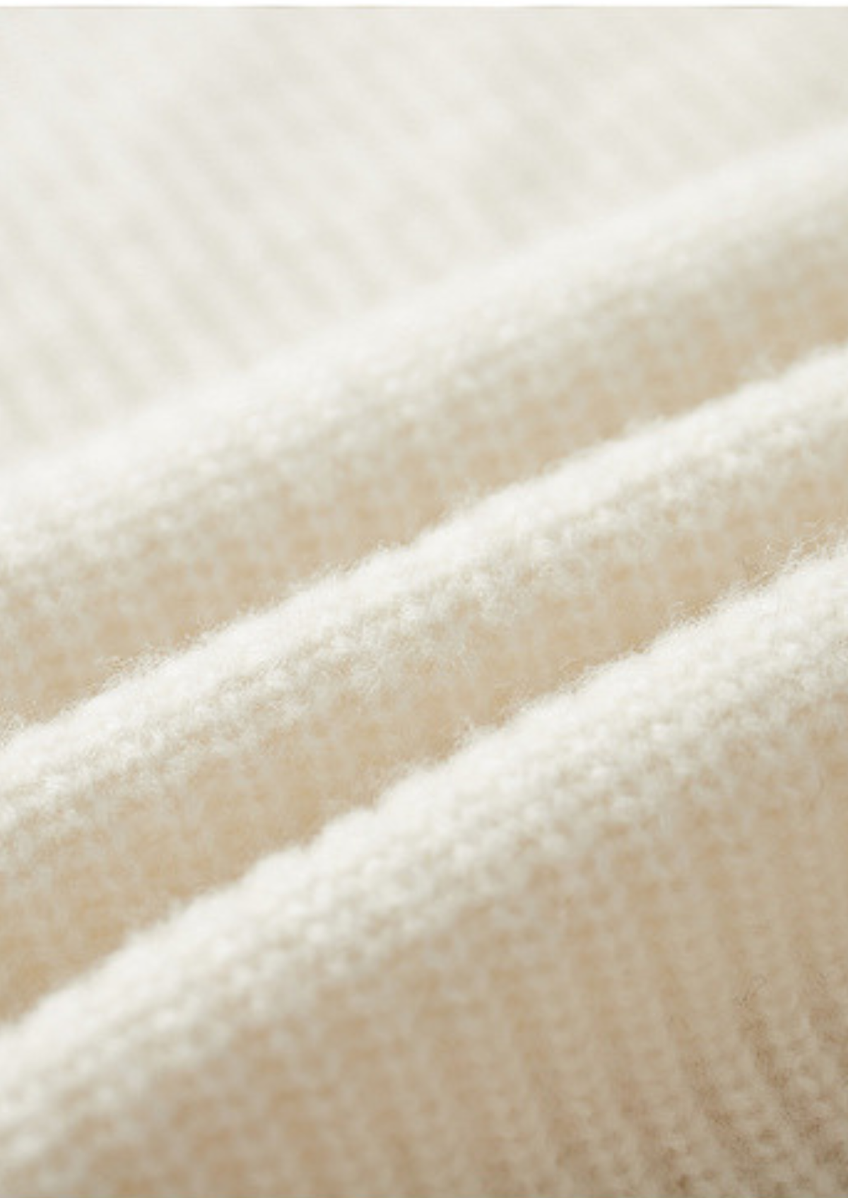 Pure Extra-Fine Merino Wool Ribbed Raglan Crewneck | Arventti