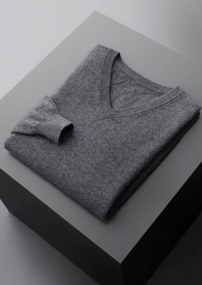 Pure Extra-Fine Merino Wool Classic V-Neck Sweater | Arventti