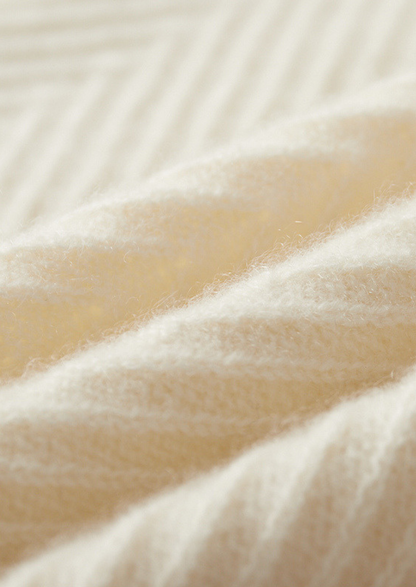 Pure Cashmere Ivory Herringbone Crewneck | Arventti