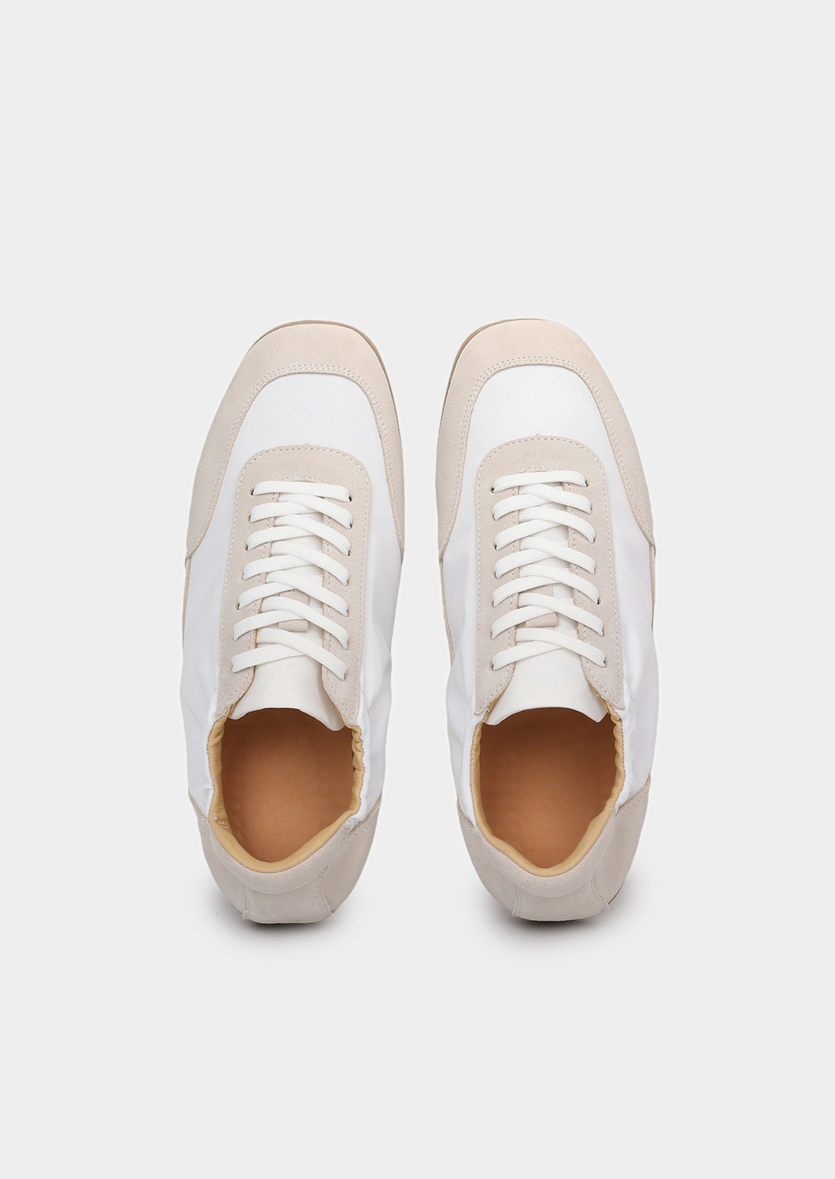 Monaco Ivory Hybrid Retro Runner | Arventti