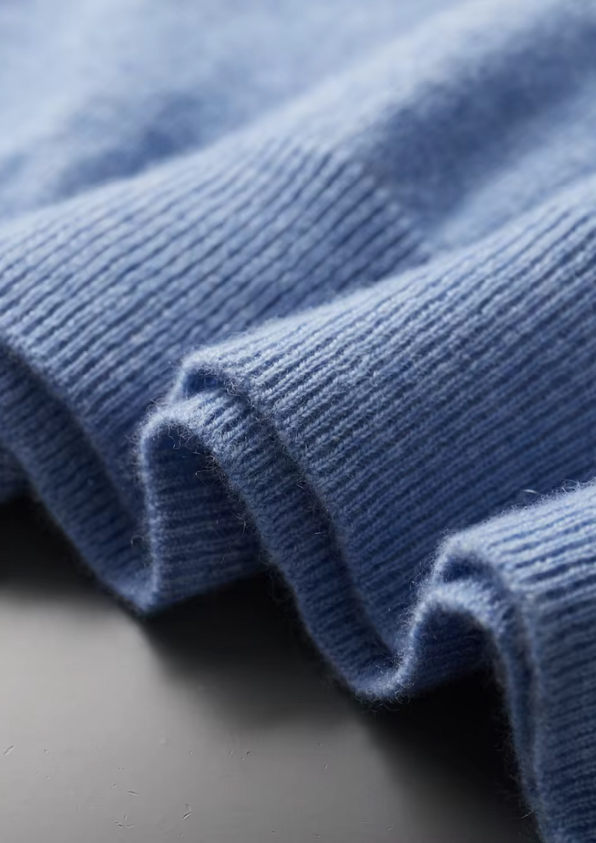 Premium Cashmere Mock Neck T-Shirt | Arventti
