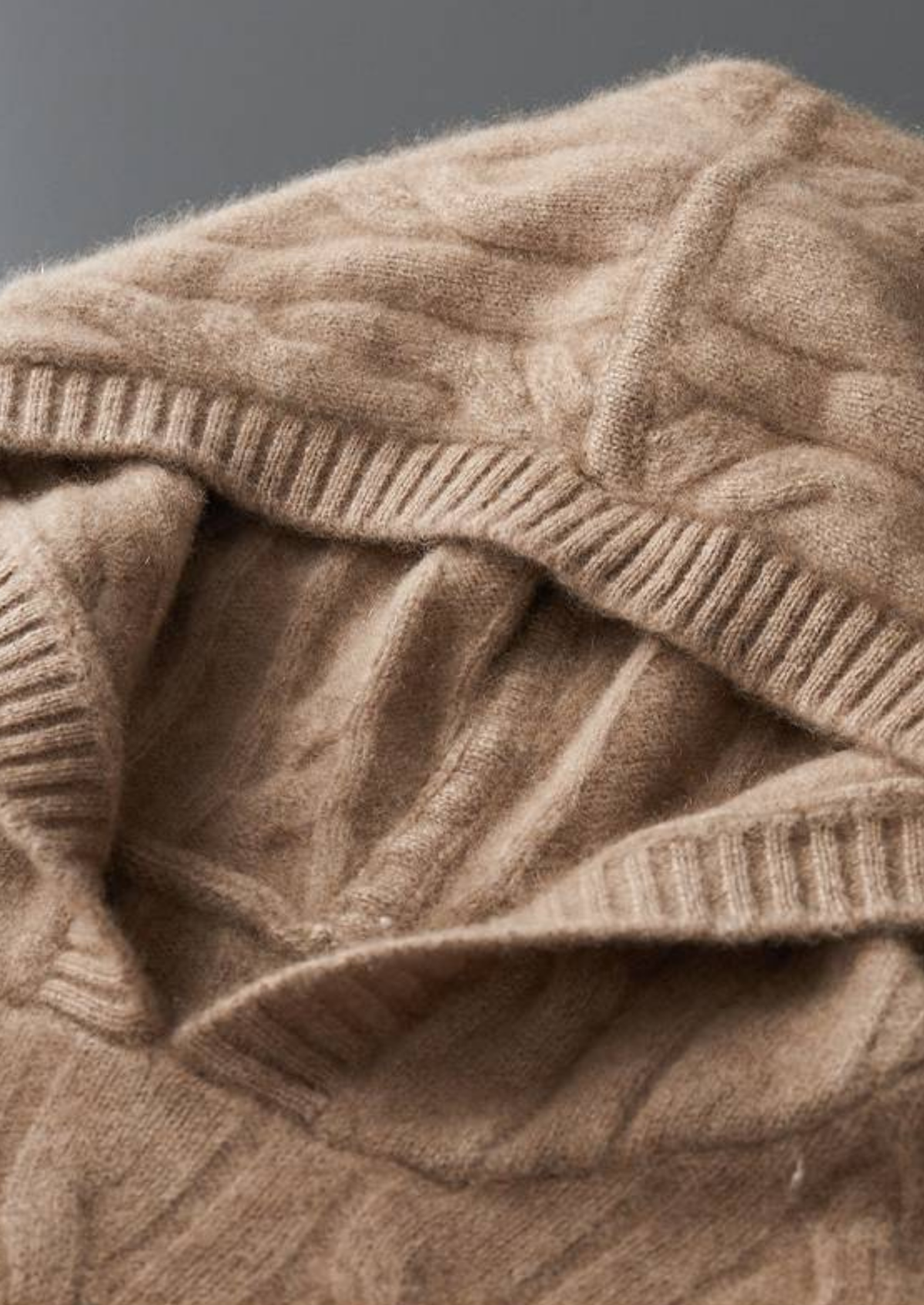 Pure Cashmere Sand Cable Knit Hoodie | Arventti