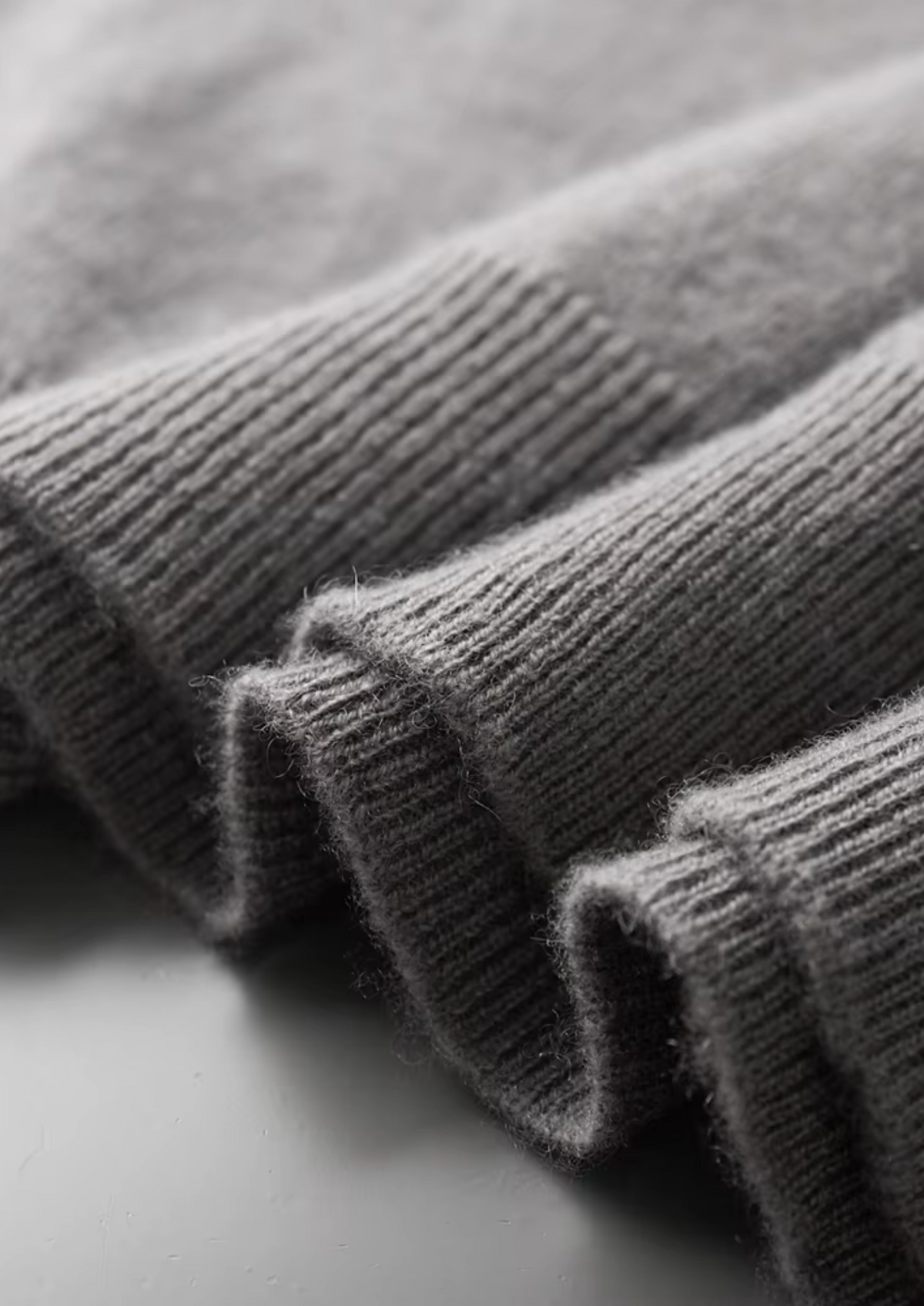 Premium Cashmere Mock Neck T-Shirt | Arventti