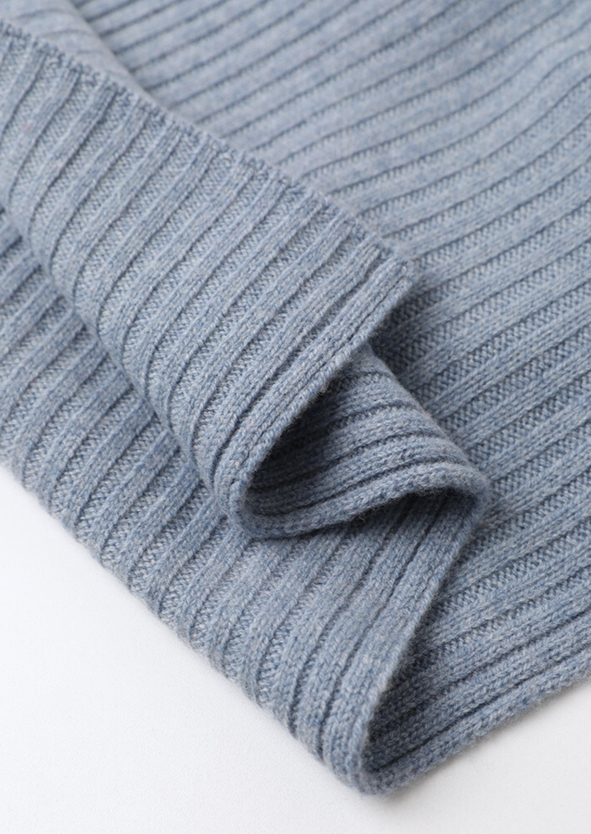 Pure Extra-Fine Merino Wool Wintertime Essentials - Light Blue | Arventti