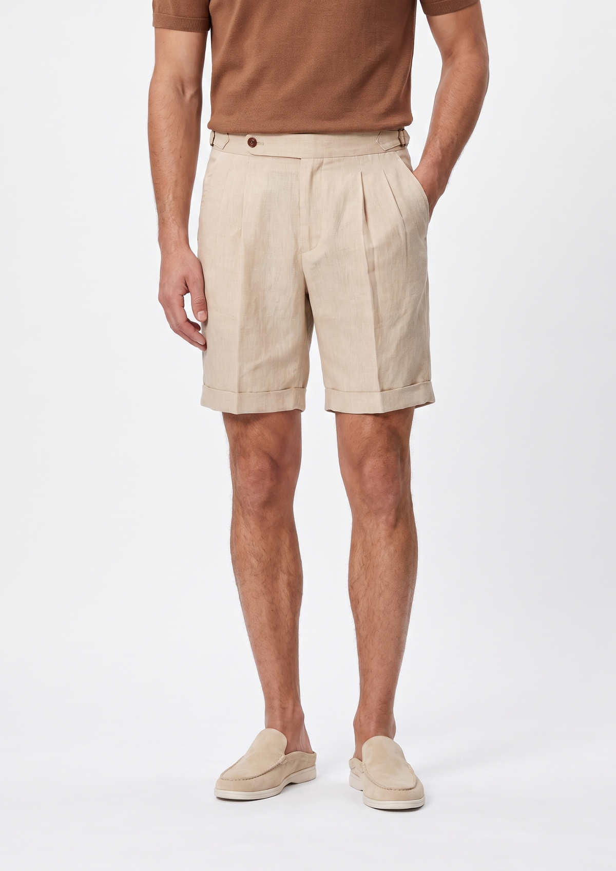 Sand Pleated Linen Seaside Shorts | Arventti