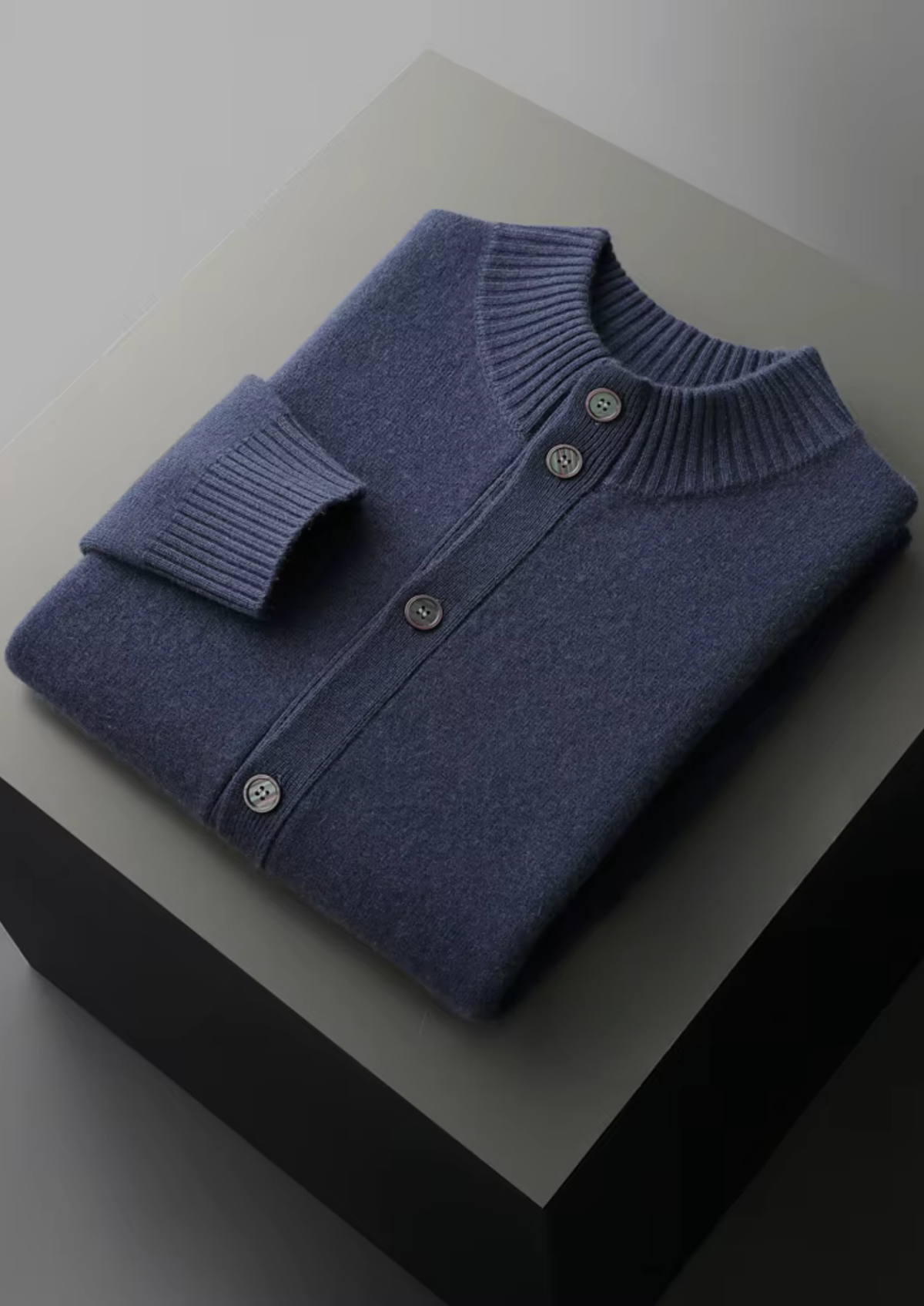 Premium Cashmere Button Cardigan | Arventti