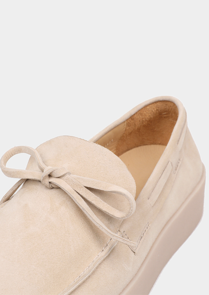 Ivory Boat Loafers | Arventti