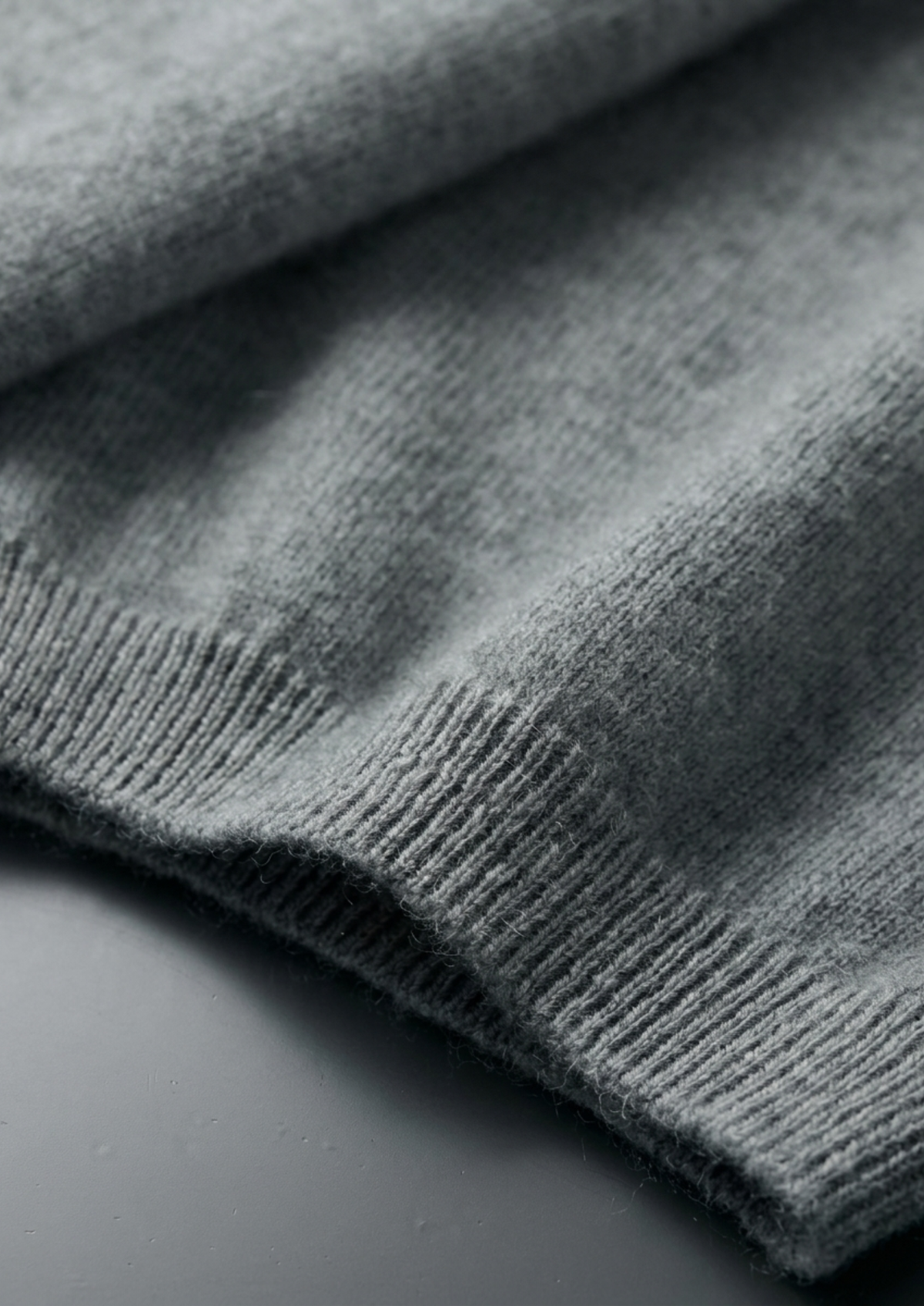 Premium Cashmere Classic Crewneck T-Shirt - Shadow Flint | Arventti