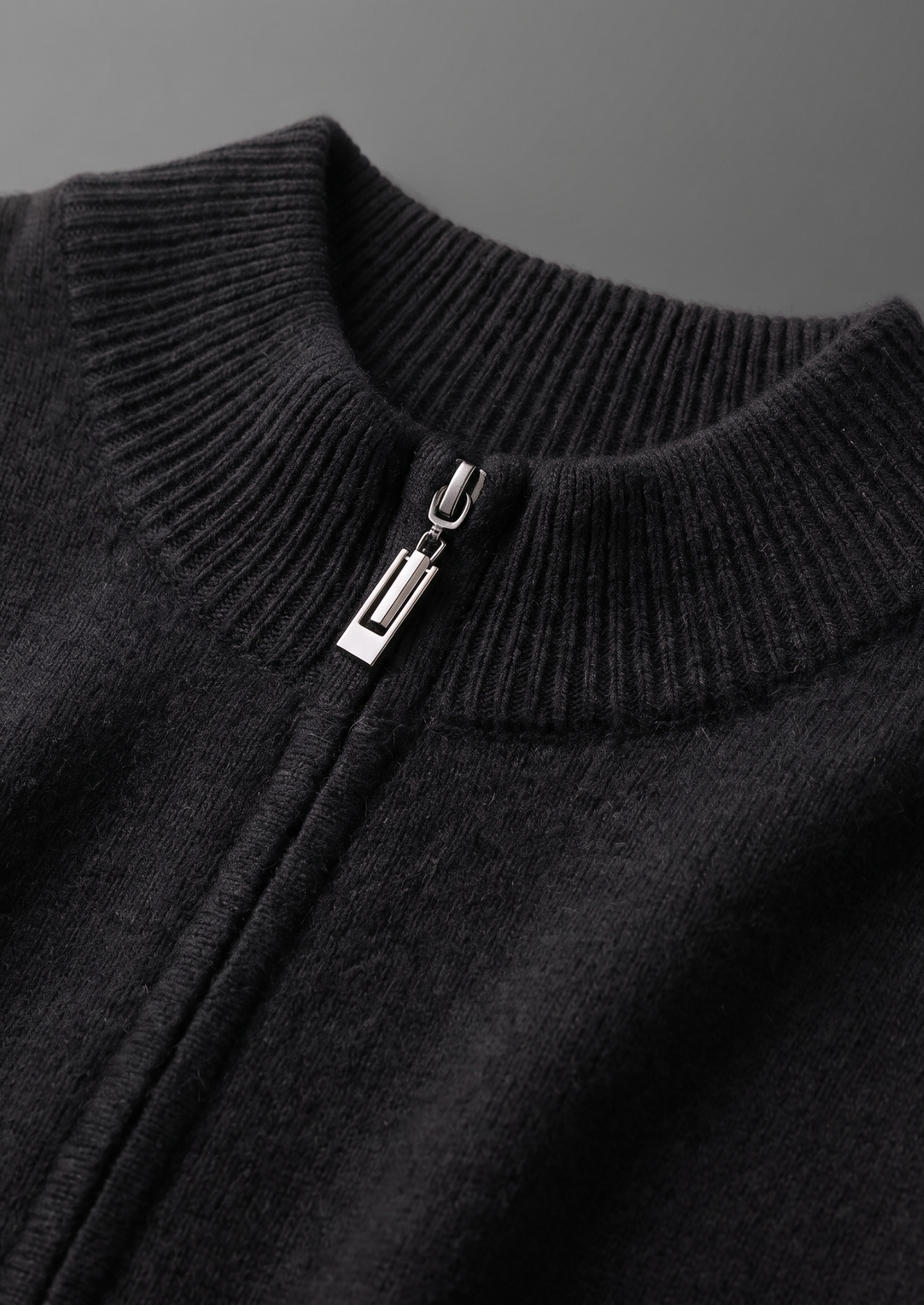 Pure Extra-Fine Merino Wool Black Luzzo Set | Arventti