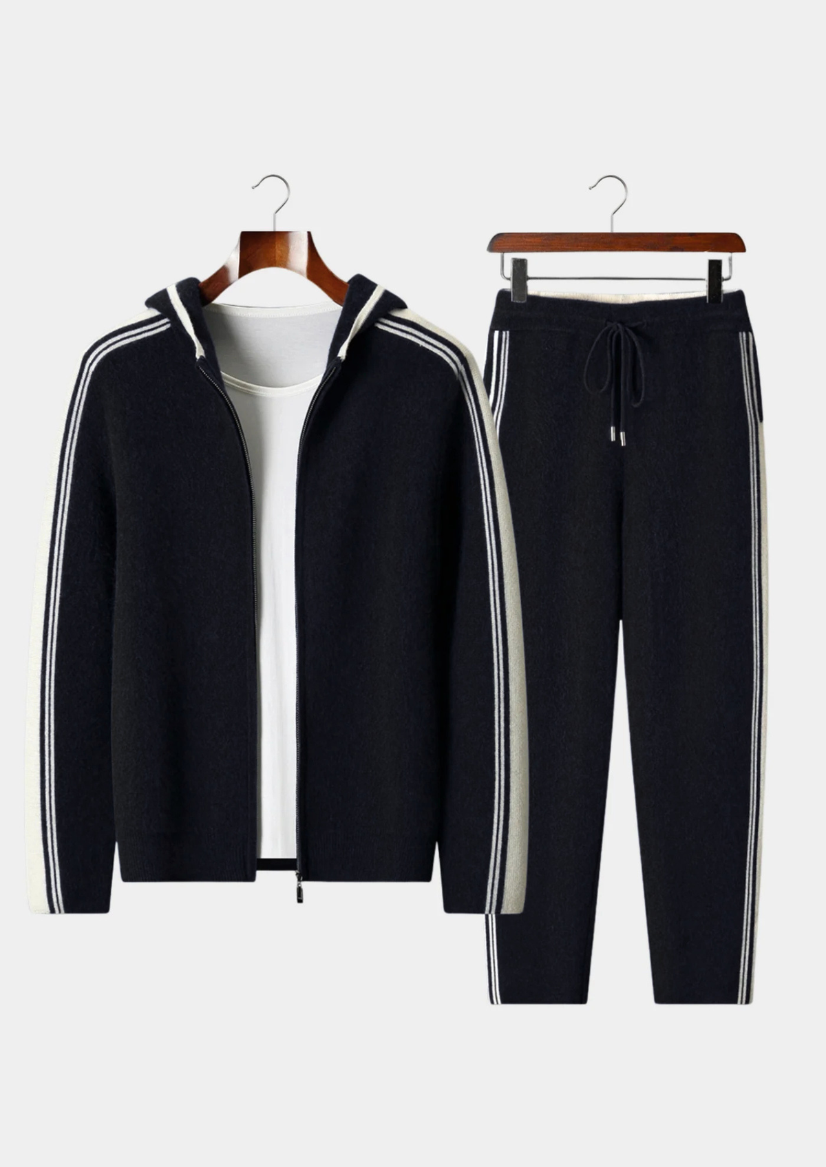 Pure Extra-Fine Merino Wool Black Damien Set | Arventti